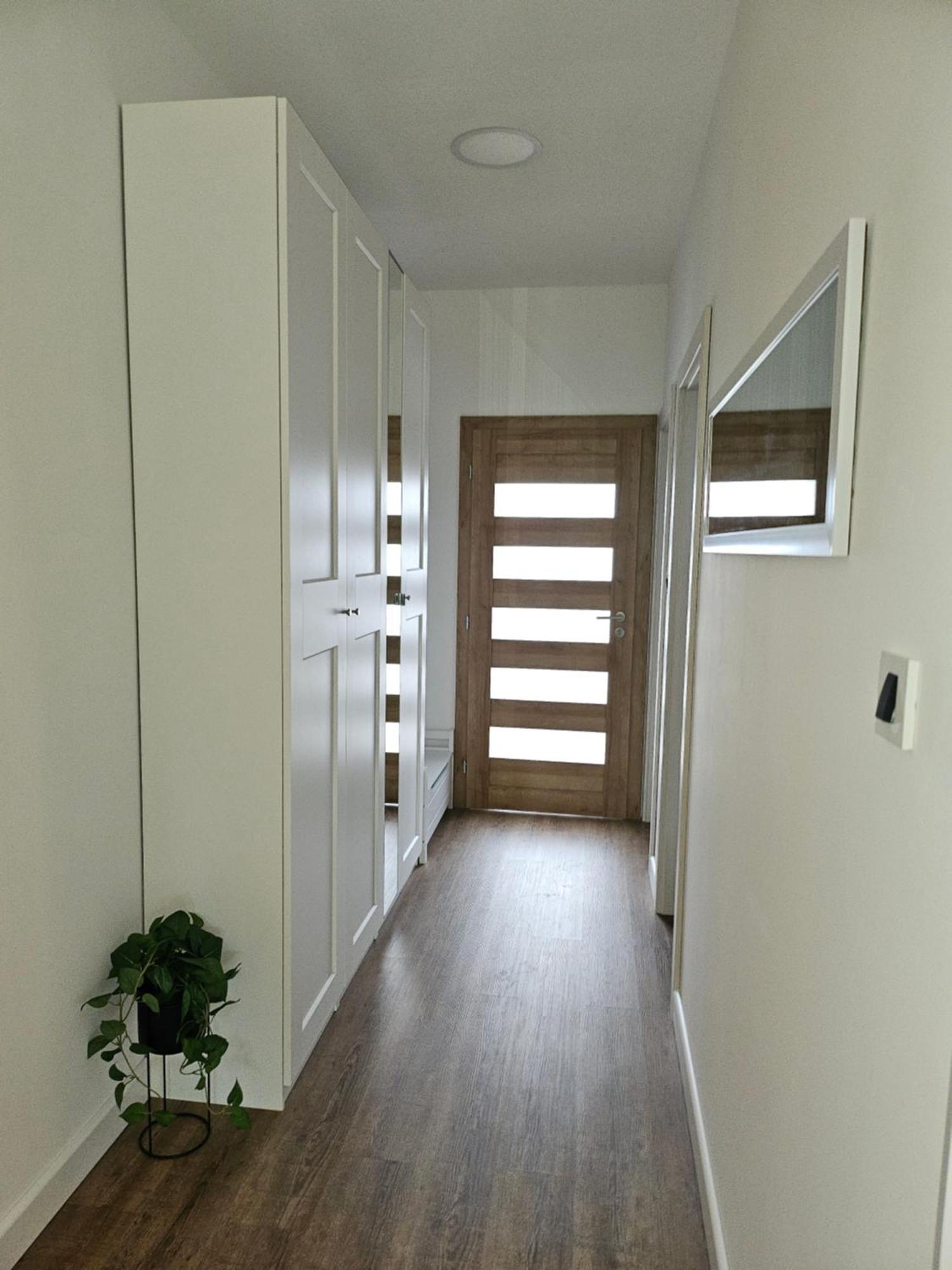Apartman Pojine Gabonjin Buitenkant foto