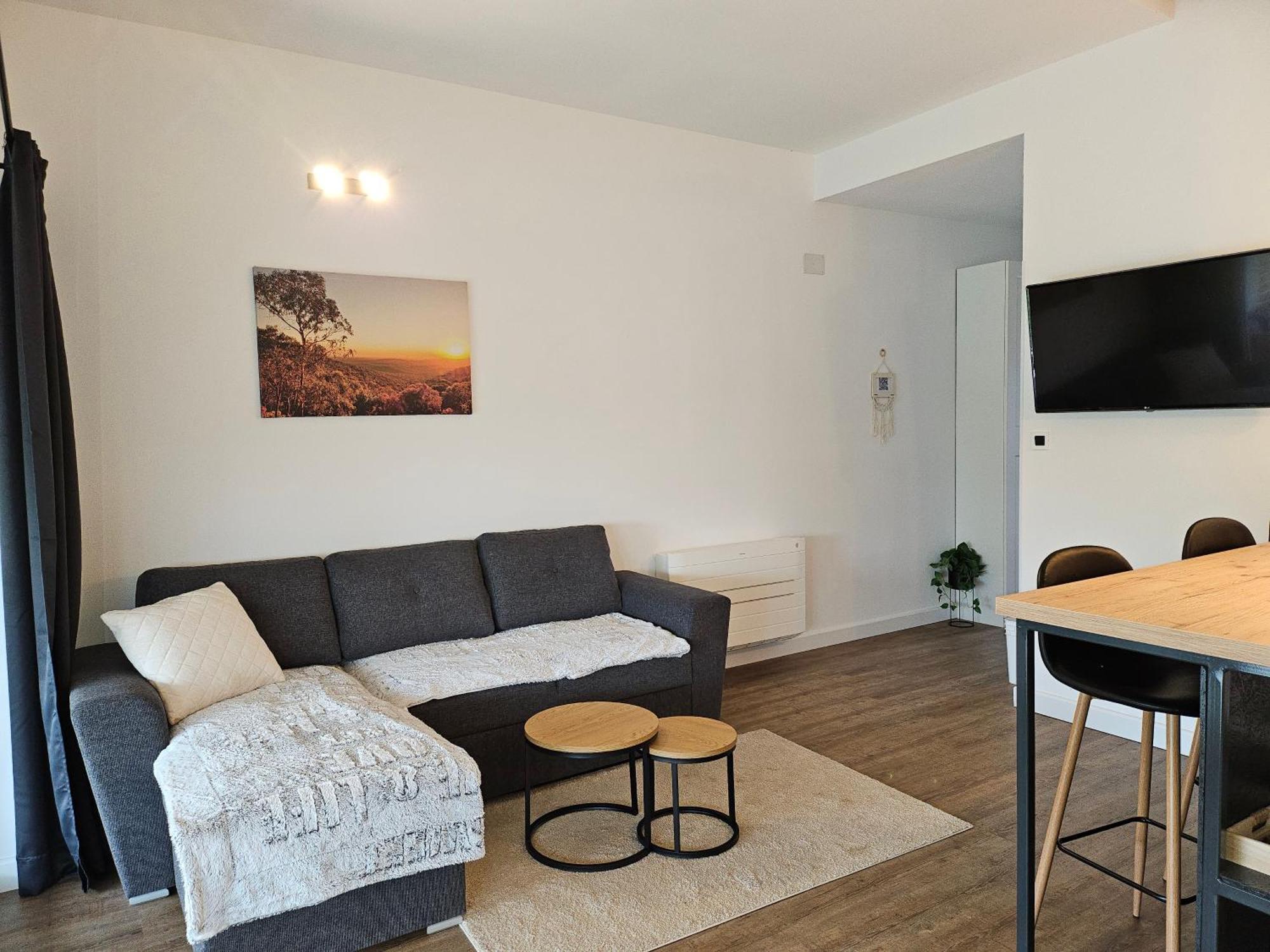 Apartman Pojine Gabonjin Buitenkant foto